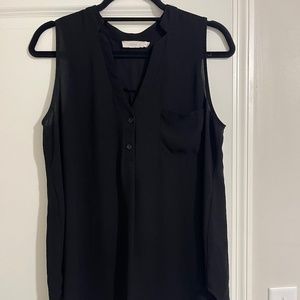 Sleeveless black tunic top
